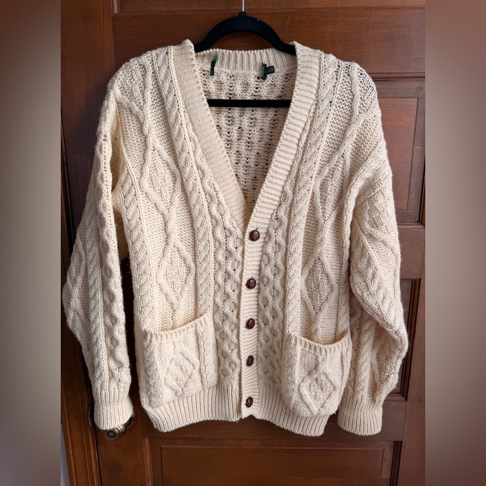 Vintage Men's Irish Knit V-Neck Aran Cardigan in Oatmeal - Picture 2 of 8